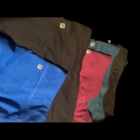 Fabletics bundle! - Picture 2 of 2